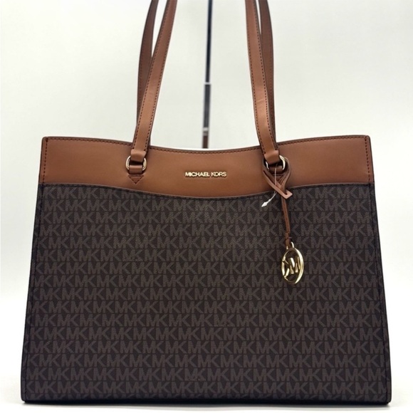 Michael Kors Jet Set Large Signature Log Tote Bag Brown - Picture 1 of 12